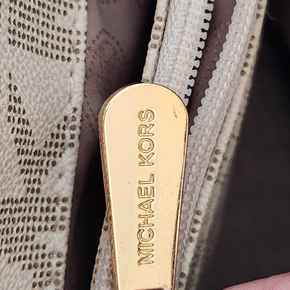 MICHAEL Michael Kors Vanilla Harper - Picture 8 of 16